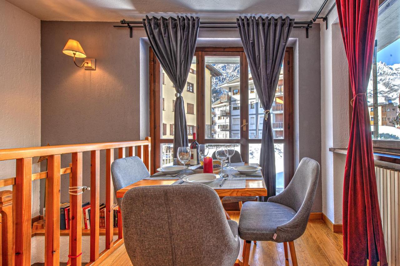 Casa Julie - Accogliente Rifugio Nella Quiete - Cour 0157 Apartment Курмайор Екстериор снимка