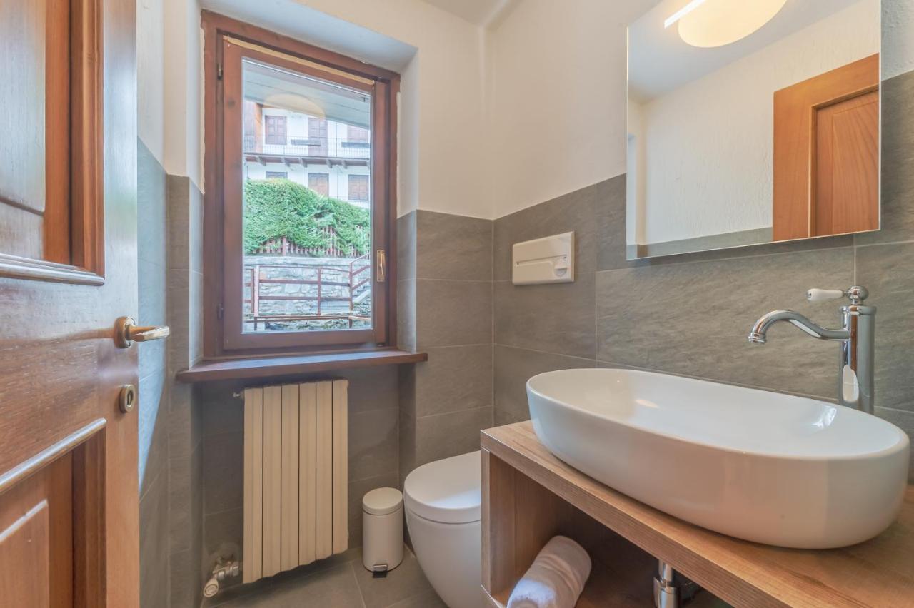 Casa Julie - Accogliente Rifugio Nella Quiete - Cour 0157 Apartment Курмайор Екстериор снимка