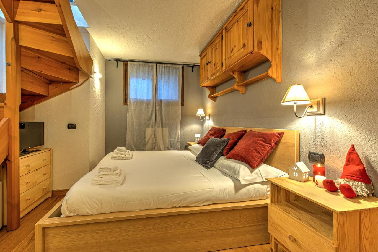 Casa Julie - Accogliente Rifugio Nella Quiete - Cour 0157 Apartment Курмайор Екстериор снимка